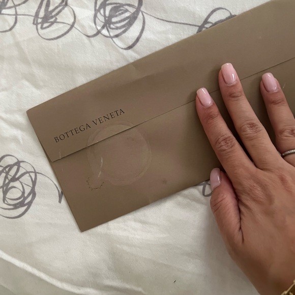 Bottega Veneta Padded Cassette Bag with Chain in Porridge - Picture 3 of 14